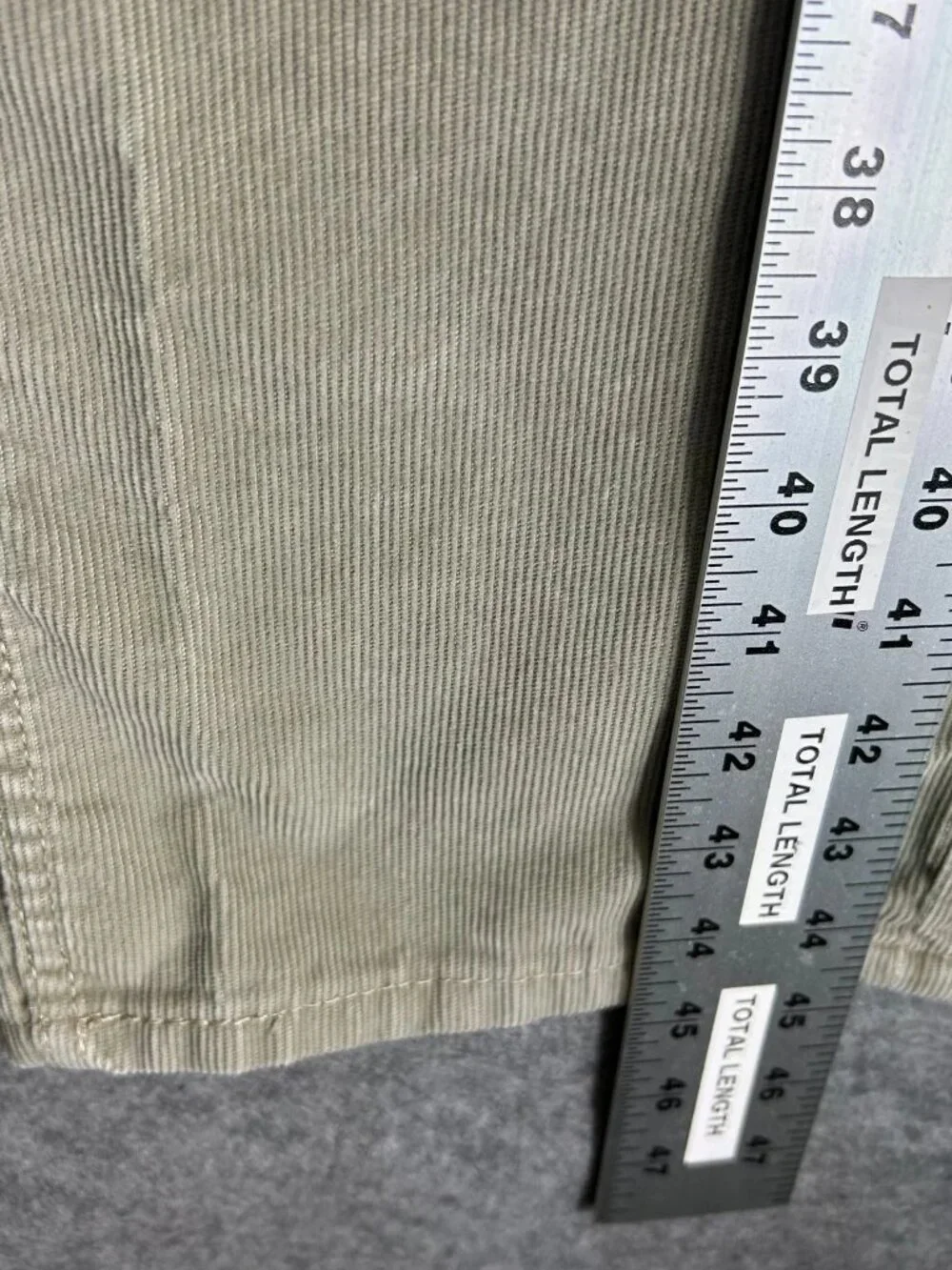 Vintage Levi's 505 Corduroy Pants Mens 38x34 Green Straight Leg Mid Rise Pockets